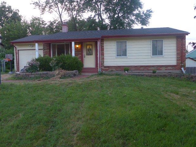 Front View Arnold MO Home With Many Updates